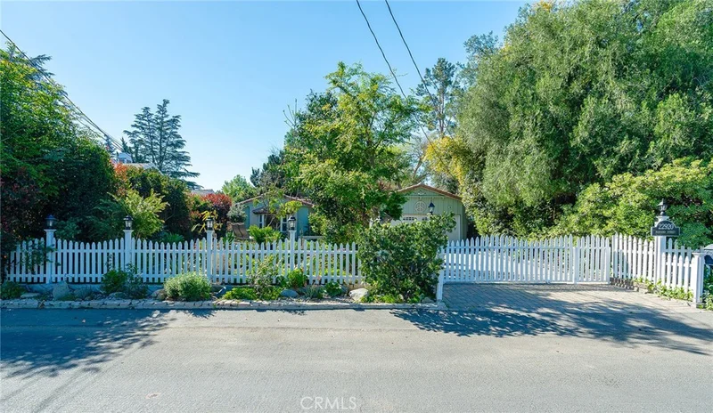 22920 Mariano Street, Woodland Hills, CA 91367
