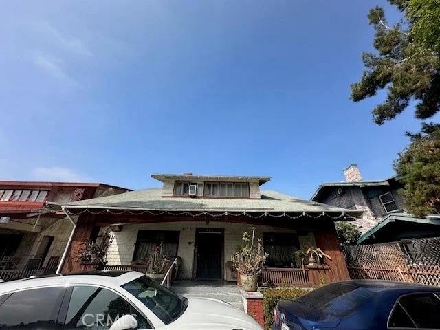 229 S Kingsley Drive, Los Angeles, CA 90004