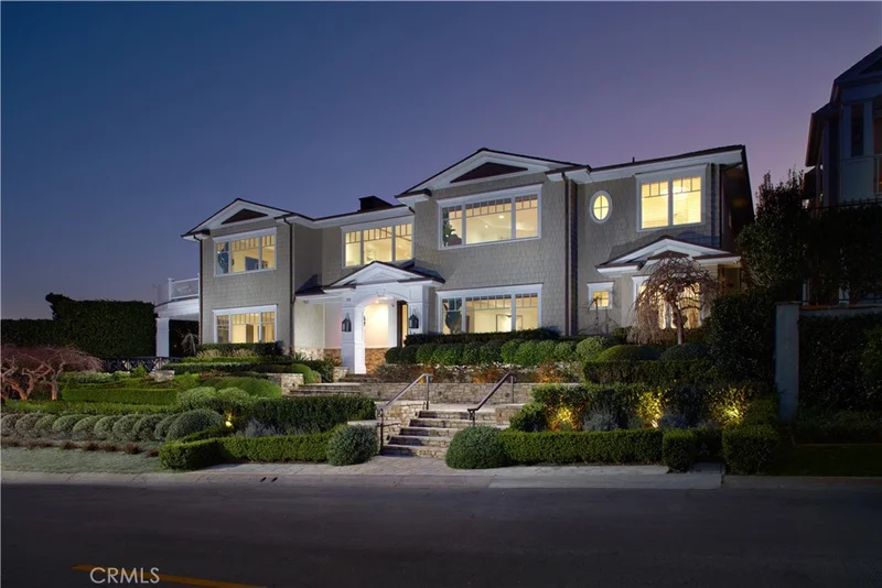 115 Kings Place, Newport Beach, CA 92663