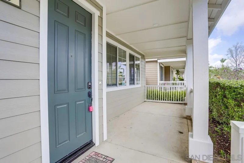 225 Vineyard Ct, San Marcos, CA 92069