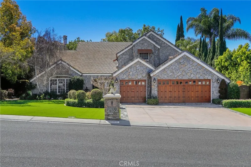 25382 Derbyhill Drive, Laguna Hills, CA 92653