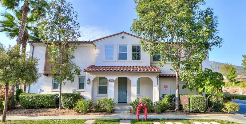 875 E Mountain Way F, Azusa, CA 91702