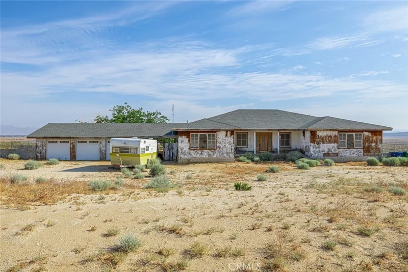 10355 Ridge Boulevard, California City, CA 93505