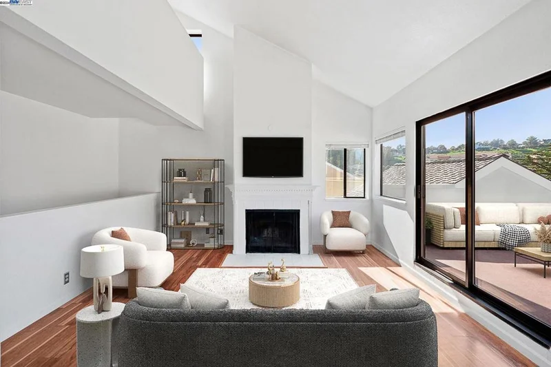 1 Appian Way 713-8, South San Francisco, CA 94080