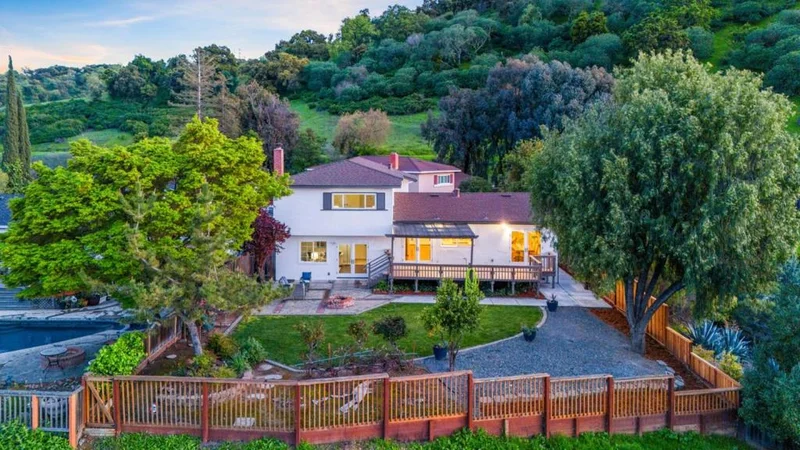 848 Foothill Court, San Jose, CA 95123
