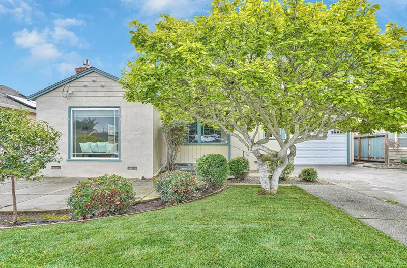 85 San Clemente Avenue, Salinas, CA 93901