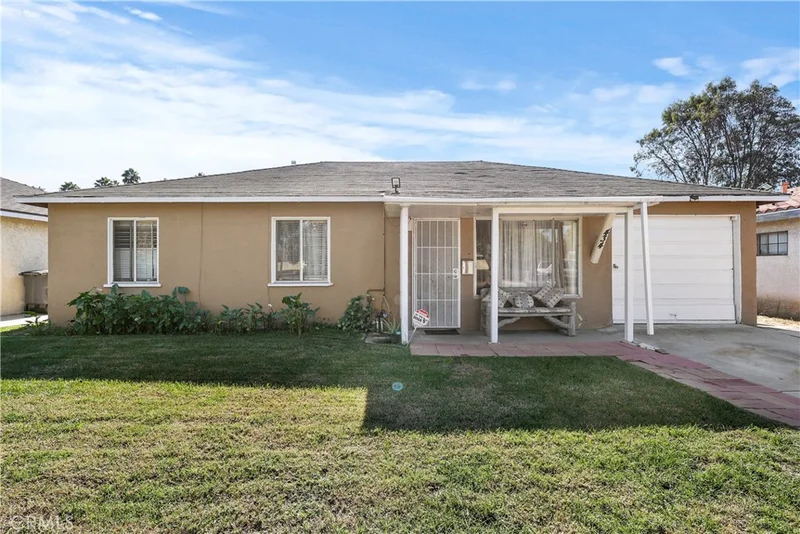 434 E Victoria Street, Carson, CA 90746