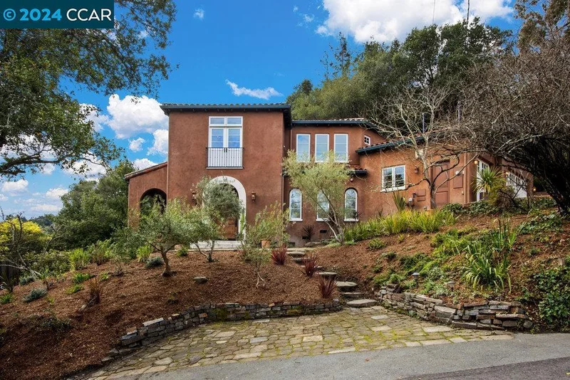 23 Marston Rd., Orinda, CA 94563
