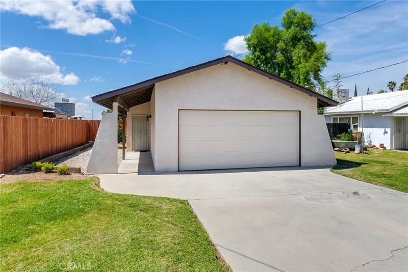 1155 Tourmaline Avenue, Mentone, CA 92359