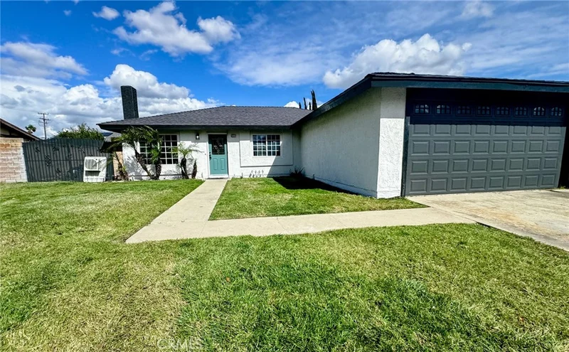 7713 Emerald Court, Fontana, CA 92336