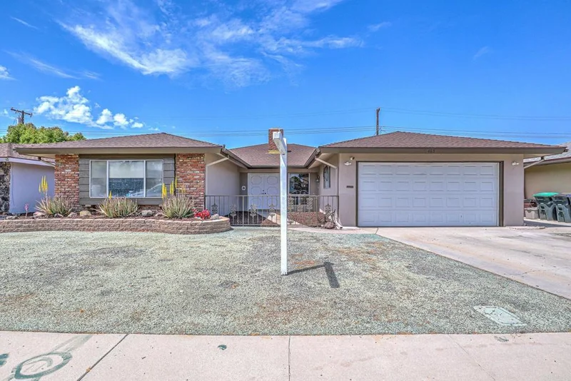 465 Hermosa St, Hemet, CA 92543