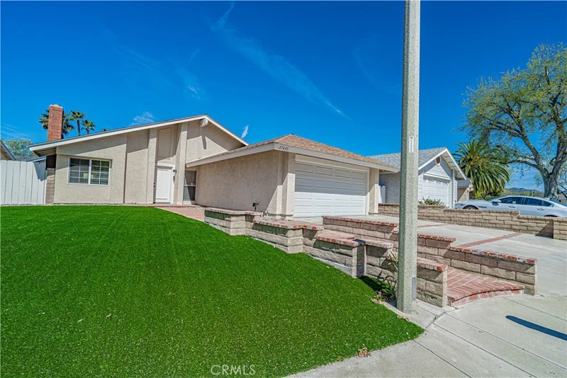 27449 Raindance Place, Saugus, CA 91350