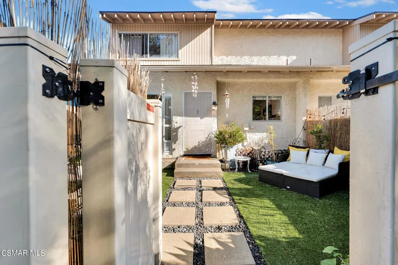1175 Ramona Drive, Newbury Park, CA 91320