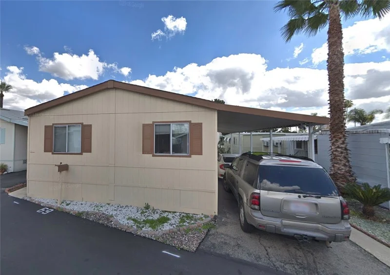 2717 Arrow Hwy 69, La Verne, CA 91750