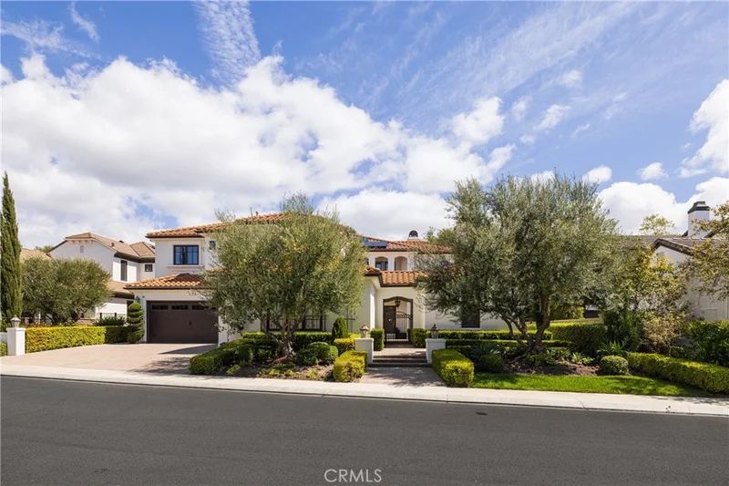 10 Rosana Way, Coto De Caza, CA 92679