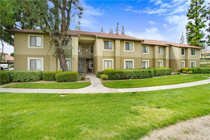 10151 Arrow 12, Rancho Cucamonga, CA 91730