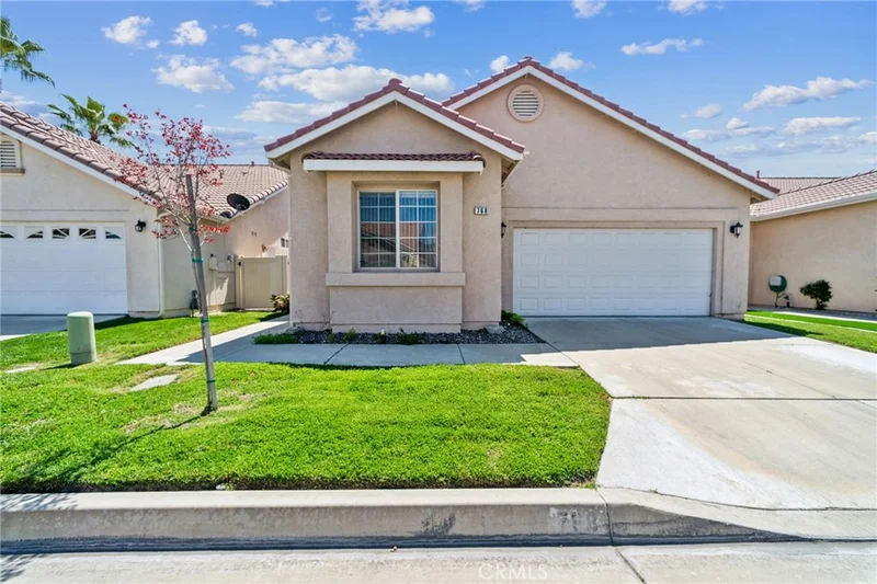 768 Camino De Oro, San Jacinto, CA 92583