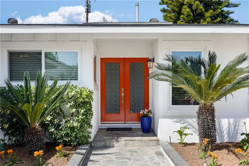 2701 S 10th Avenue, Arcadia, CA 91006