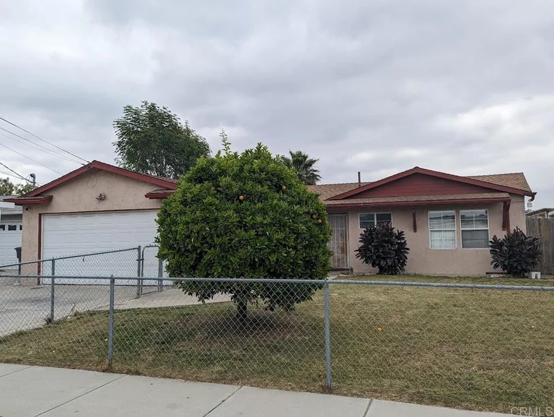 8819 Ellenwood Circle, Spring Valley, CA 91977
