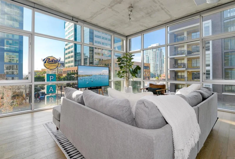 1025 Island Avenue 315, San Diego, CA 92101