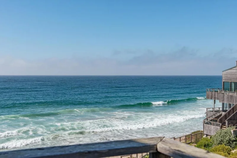 1 Surf Way 223, Monterey, CA 93940