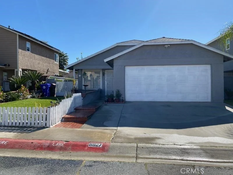 8927 Summerwood Way, Fontana, CA 92335