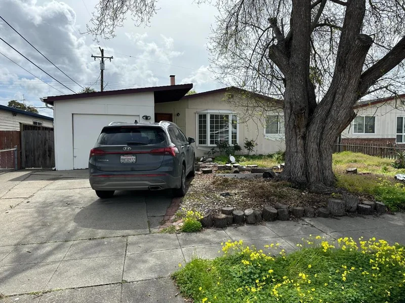 912 Almaden Avenue, Sunnyvale, CA 94085