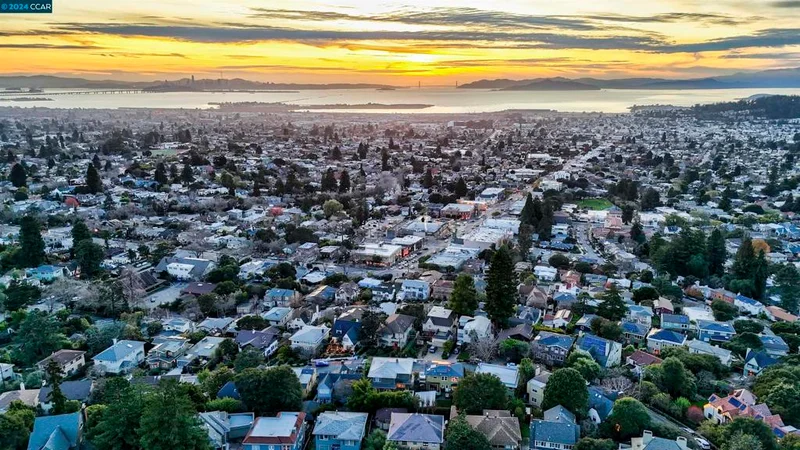 861 Contra Costa Ave, Berkeley, CA 94707