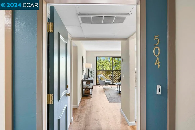 460 N Civic 504, Walnut Creek, CA 94596
