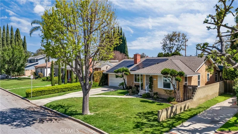 4266 Montair Avenue, Long Beach, CA 90808