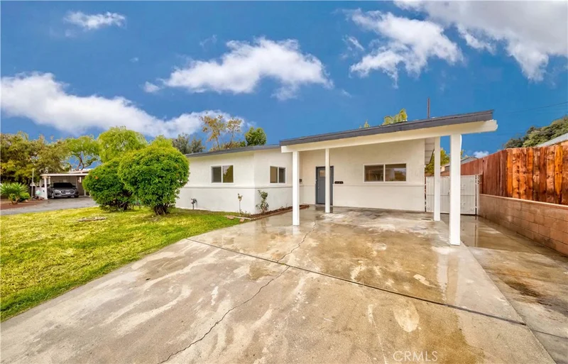 1121 Lincoln Avenue, Pomona, CA 91767