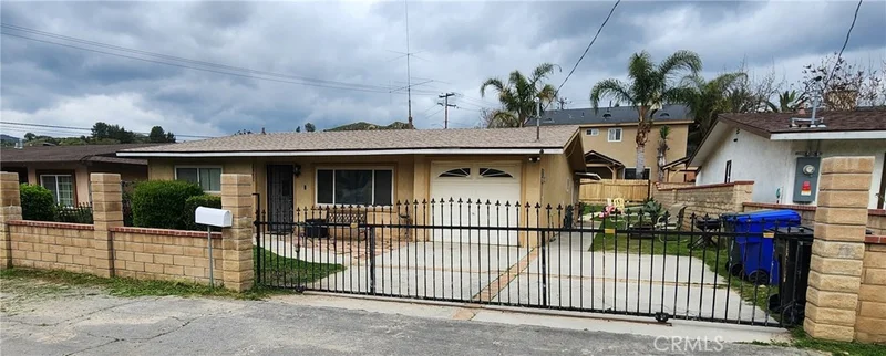 29751 Cromwell Avenue, Castaic, CA 91384