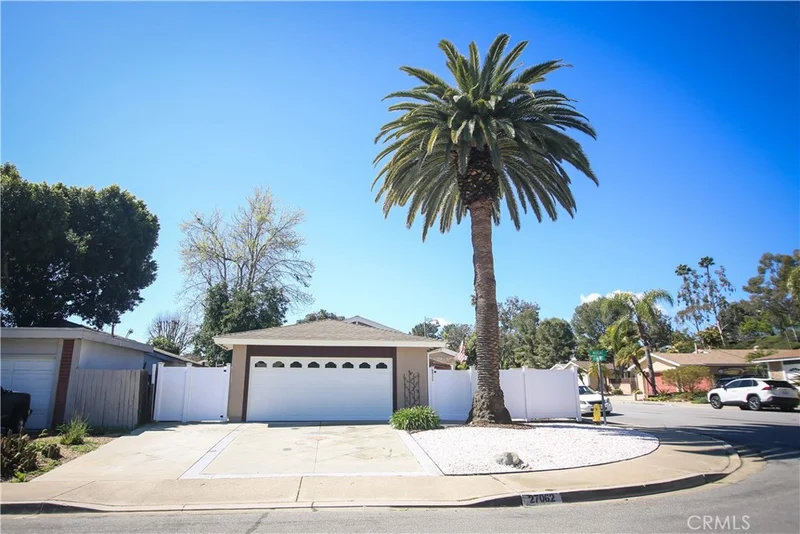 27062 Nogal, Mission Viejo, CA 92692