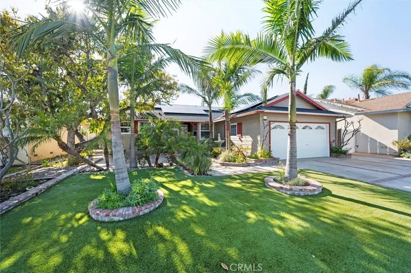 880 N Maplewood Street, Orange, CA 92867