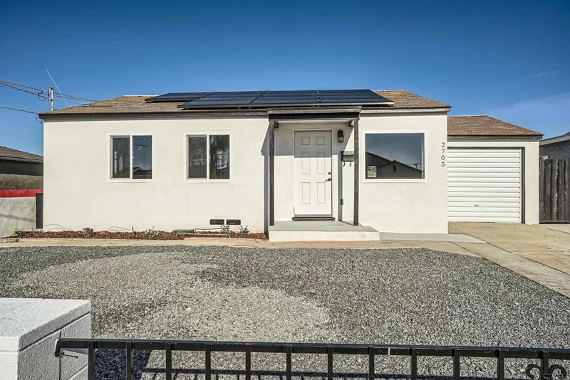 2705 15th, National City, CA 91950