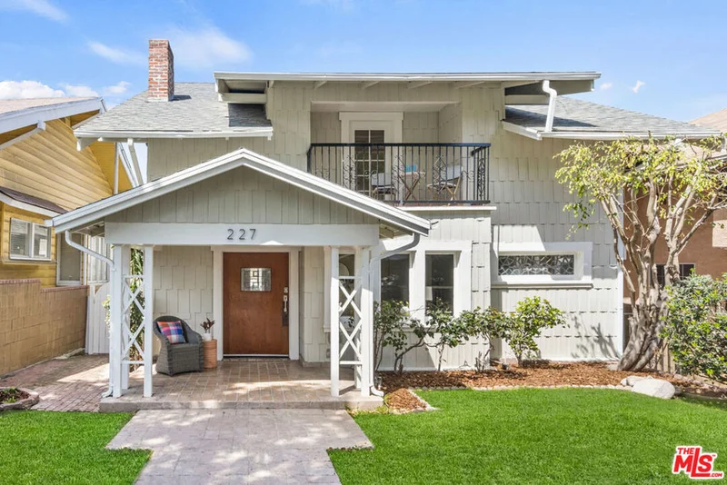 227 S Vendome Street, Los Angeles, CA 90057