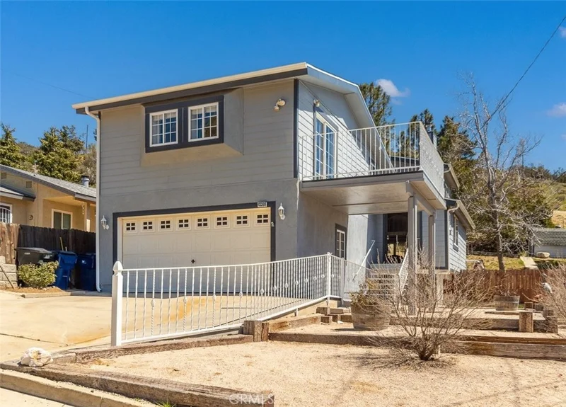 43308 Lookabout Road, Lake Elizabeth, CA 93532