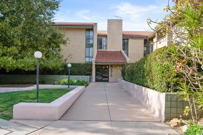 4275 Via Arbolada 313, Los Angeles, CA 90042