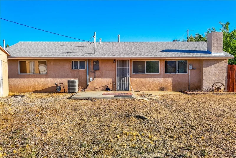 7833 Shawnee Trail, Yucca Valley, CA 92284