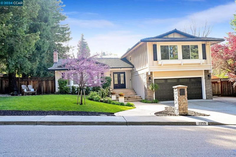 2253 Tahiti Drive, San Ramon, CA 94582-1432
