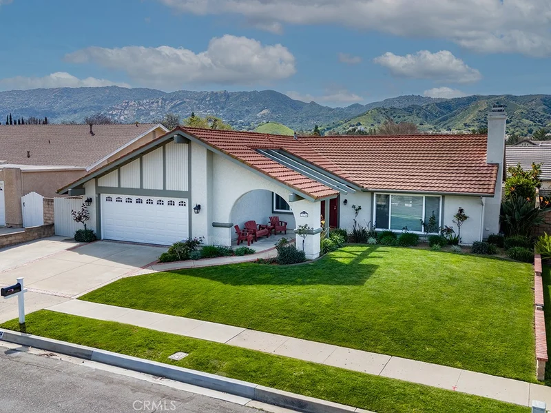 5634 Fearing Street, Simi Valley, CA 93063