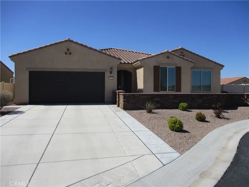 19002 Cassia Court, Apple Valley, CA 92308