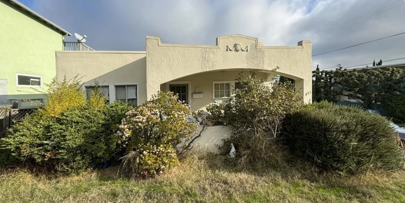 895 Laurel Avenue, Belmont, CA 94002