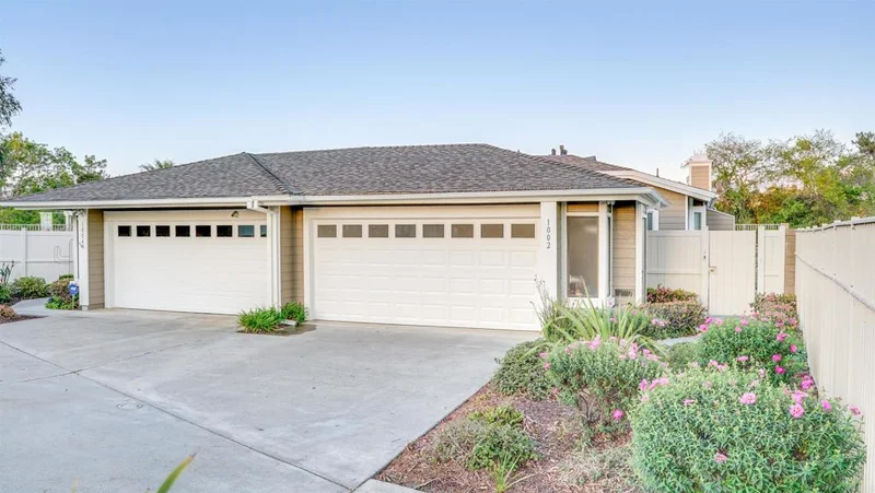 1002 Brewley Lane, Vista, CA 92081