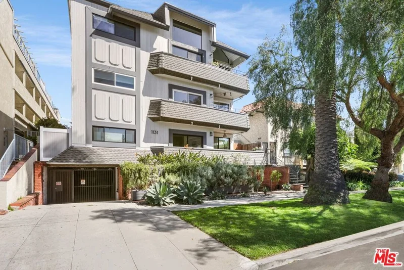 1131 12th Street 206, Santa Monica, CA 90403