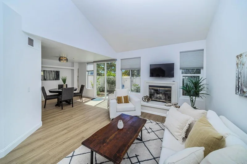 1894 Key Largo Road, Vista, CA 92081