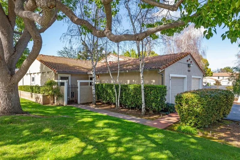 425 W Rincon Avenue A, Campbell, CA 95008