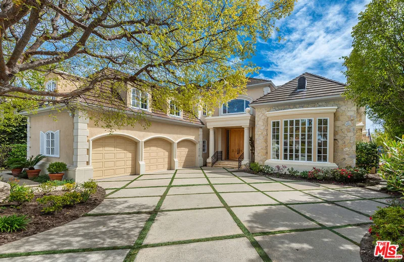 11750 Wetherby Lane, Los Angeles, CA 90077
