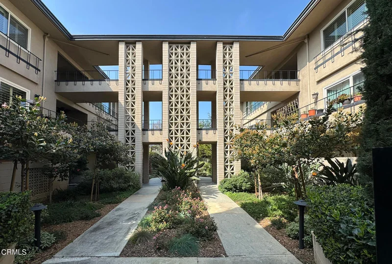1225 S Orange Grove Boulevard 2, Pasadena, CA 91105