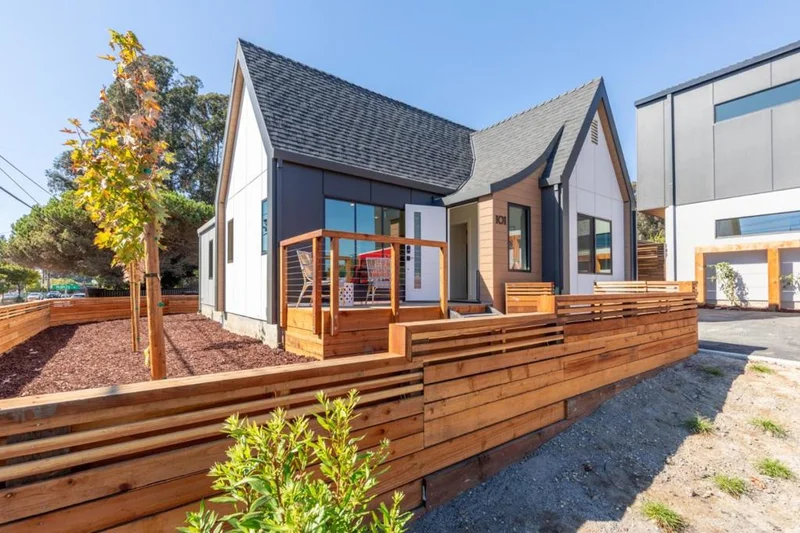101 Darlington Lane, Soquel, CA 95073